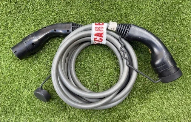 Does the BMW 530e Come with a Charging Cable Included