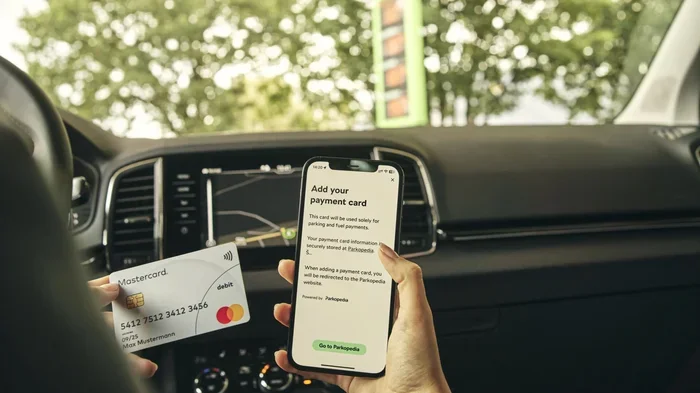 Can I Pay My Car Monthly Payment With a Credit Card