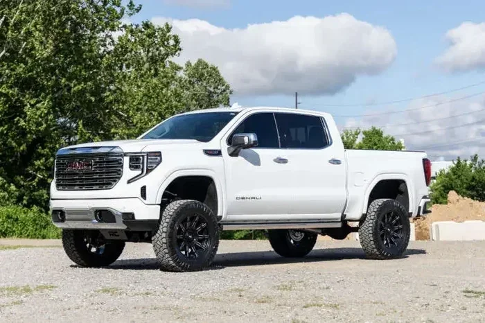 Does a Lift Kit Void the Warranty on Your GMC Truck