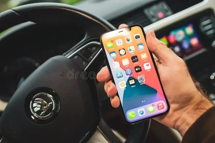 Why Is Apple CarPlay Not Working but Charging Again