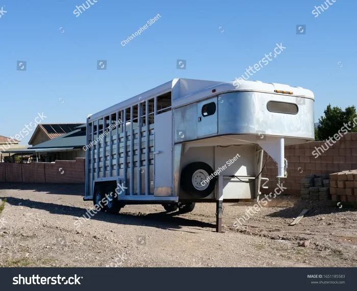 How Much Does an Unloaded 5th Wheel Weigh in Pounds